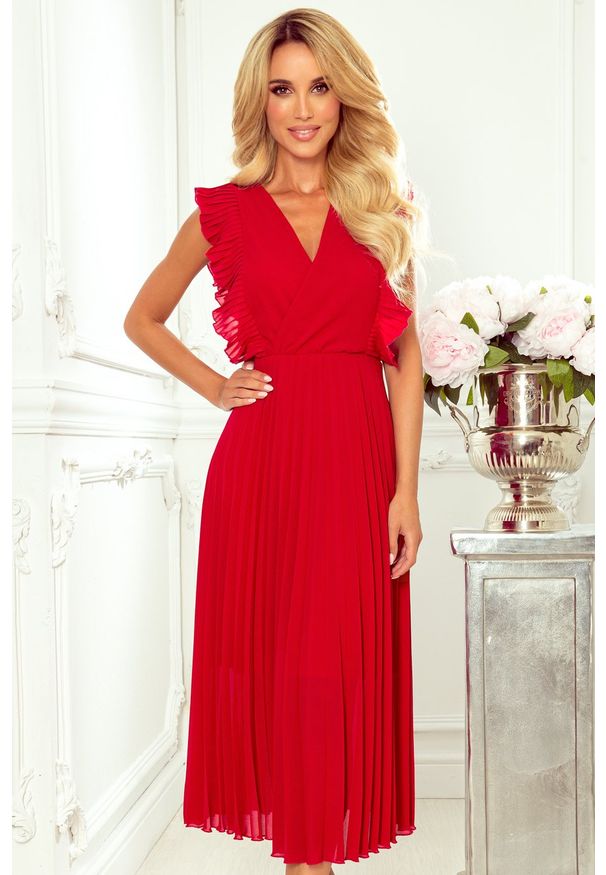 Numoco - Kopertowa Sukienka Midi z Plisowanym Dołem - Czerwona. Kolor: czerwony. Materiał: poliester, elastan. Typ sukienki: kopertowe. Długość: midi