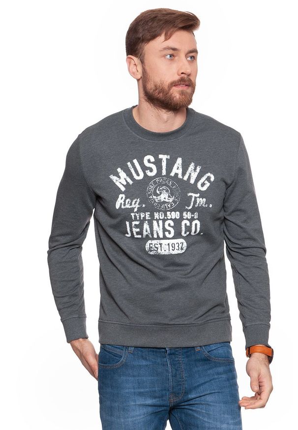 Mustang - BLUZA MUSTANG MĘSKA Logo Sweatshirt 1007641 4151. Kolor: szary. Wzór: melanż, nadruk