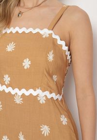 Born2be - Brązowa Wiskozowa Sukienka z Geometrycznym Wzorem Lenirisa. Okazja: na co dzień. Kolor: brązowy. Materiał: wiskoza. Długość rękawa: na ramiączkach. Wzór: geometria. Typ sukienki: proste. Styl: klasyczny, casual, elegancki #5