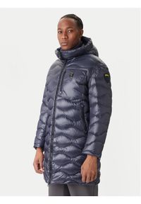 Blauer Płaszcz zimowy Impermeabile 25WBLUK03068 Granatowy Regular Fit. Kolor: niebieski. Materiał: syntetyk. Sezon: zima