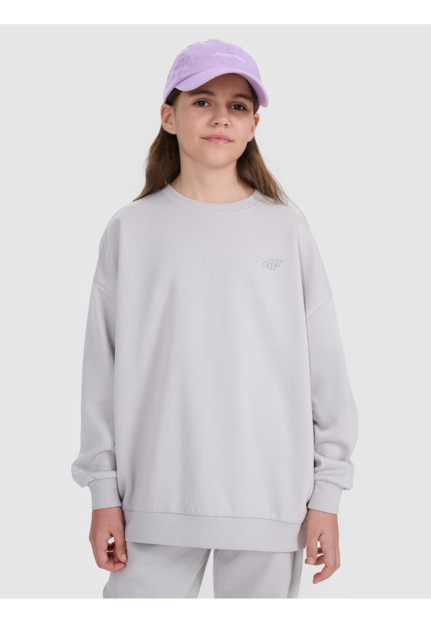 4f - 4F Komplet dresowy dziecięcy - szary 122/128 (6-8 lat). Okazja: na co dzień. Typ kołnierza: bez kaptura. Kolor: szary. Materiał: dresówka. Długość: długie. Wzór: gładki, ze splotem. Sezon: lato. Styl: młodzieżowy, klasyczny, casual, sportowy