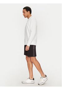 Calvin Klein Jeans Szorty sportowe J30J327246 Czarny Relaxed Fit. Kolor: czarny. Materiał: bawełna. Styl: sportowy