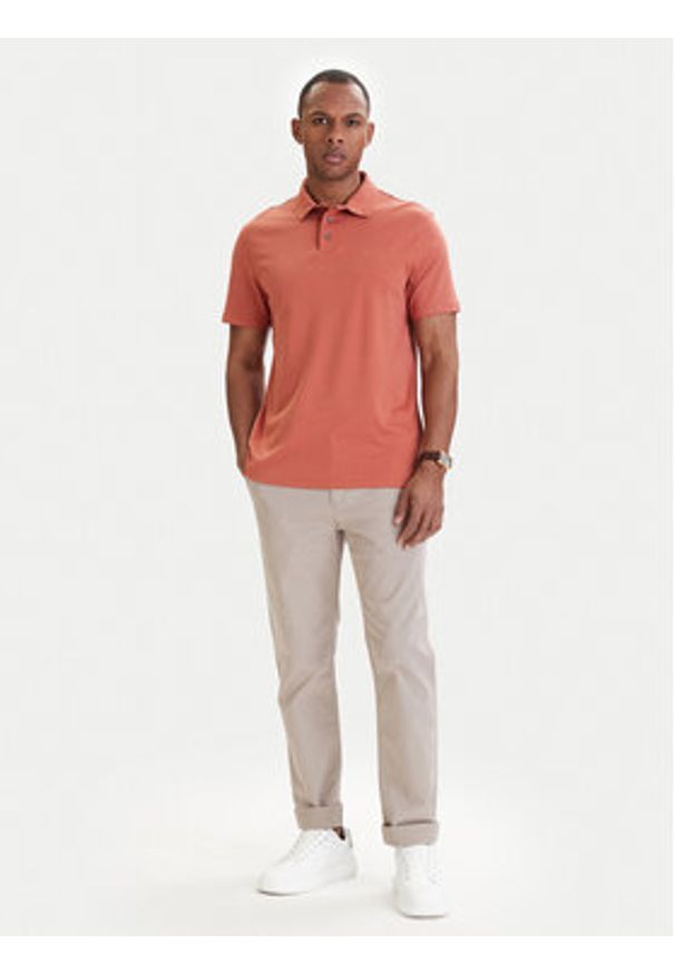 Calvin Klein Polo LV04LB276G Pomarańczowy Regular Fit. Typ kołnierza: polo. Kolor: pomarańczowy. Materiał: bawełna