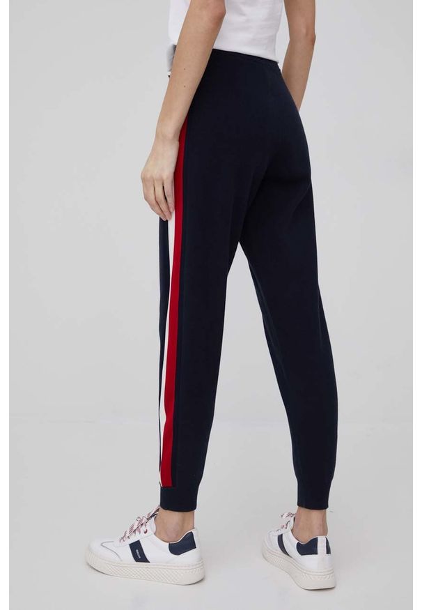 TOMMY HILFIGER - Tommy Hilfiger spodnie damskie kolor granatowy wzorzyste. Kolor: niebieski. Materiał: dzianina, bawełna