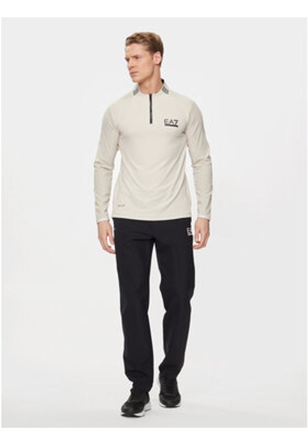 EA7 Emporio Armani Longsleeve 3DPT03 PJMLZ 1946 Szary Regular Fit. Kolor: szary. Materiał: syntetyk. Długość rękawa: długi rękaw
