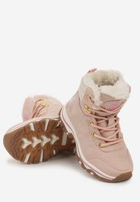 Born2be - Różowe Płaskie Botki Trekkingowe Ozdobione Tłoczeniem i Sznurowaniem Lorista. Okazja: na co dzień. Kolor: różowy. Materiał: jeans. Wzór: aplikacja. Styl: młodzieżowy, casual, elegancki #3