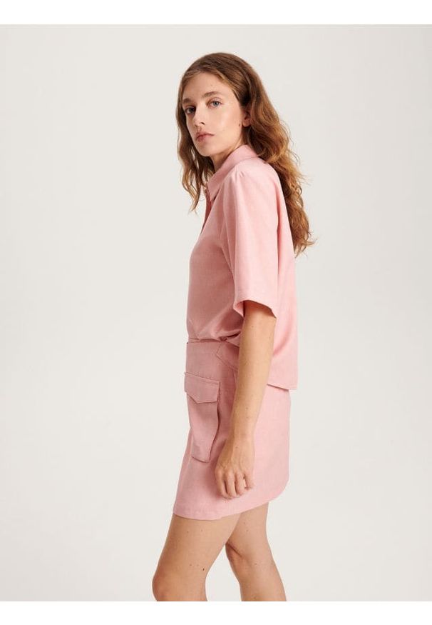 Reserved - Spódnica mini z zakładką - różowy. Kolor: różowy. Materiał: tkanina. Wzór: gładki