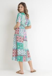 Born2be - Miętowo-Różowa Kwiecista Sukienka Midi z Gumką w Talii z Falbanką z Wiskozy Jazaria. Kolor: miętowy. Materiał: wiskoza. Sezon: wiosna, lato. Długość: midi #2