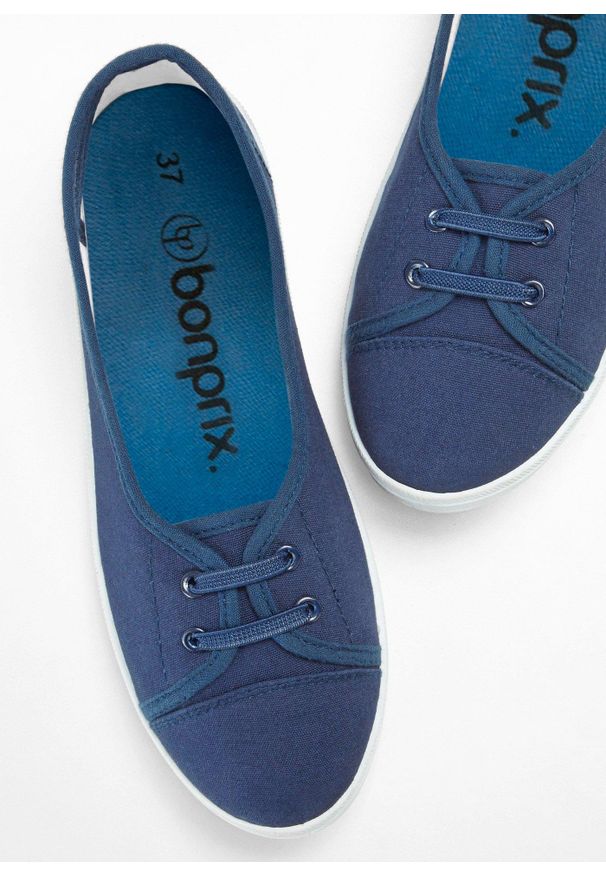 bonprix - Baleriny z ozdobnym sznurowaniem. Kolor: niebieski