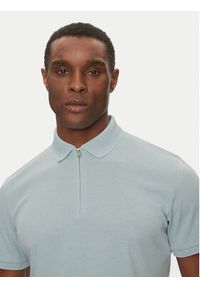 Selected Homme Polo Fave 16079026 Błękitny Regular Fit. Typ kołnierza: polo. Kolor: niebieski. Materiał: bawełna, syntetyk #5