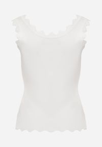 Born2be - Biały Top z Wiskozy z Pofalowanymi Krawędziami Zoenite. Kolor: biały. Materiał: wiskoza. Długość rękawa: na ramiączkach #2