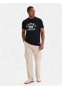 Tommy Jeans T-Shirt DM0DM22551 Czarny Regular Fit. Kolor: czarny. Materiał: bawełna #4