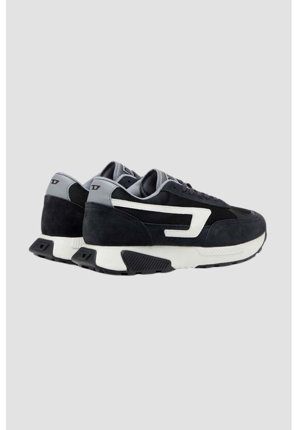 Diesel - DIESEL Czarne sneakersy S-TYCHE D, Rozmiar 44. Kolor: czarny