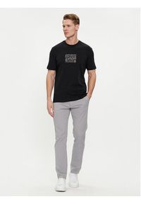 Calvin Klein T-Shirt Emroidered Block K10K112498 Czarny Slim Fit. Kolor: czarny. Materiał: bawełna