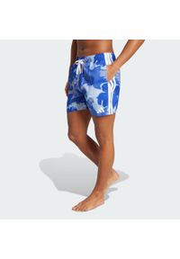 Adidas - Szorty do pływania Tie-Dye 5-Inch. Kolor: biały, wielokolorowy, niebieski. Materiał: materiał