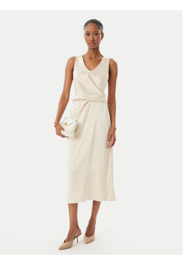 Rinascimento Sukienka koktajlowa CFC0122928003 Beżowy Regular Fit. Kolor: beżowy. Materiał: syntetyk. Styl: wizytowy