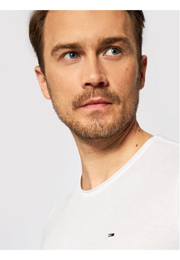 Tommy Jeans T-Shirt Jaspe Biały Slim Fit. Kolor: biały. Materiał: bawełna, syntetyk