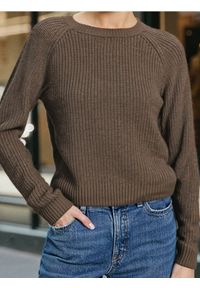 Sinsay - Basic sweter z długimi rękawami - brązowy. Kolor: brązowy. Długość rękawa: długi rękaw. Długość: długie