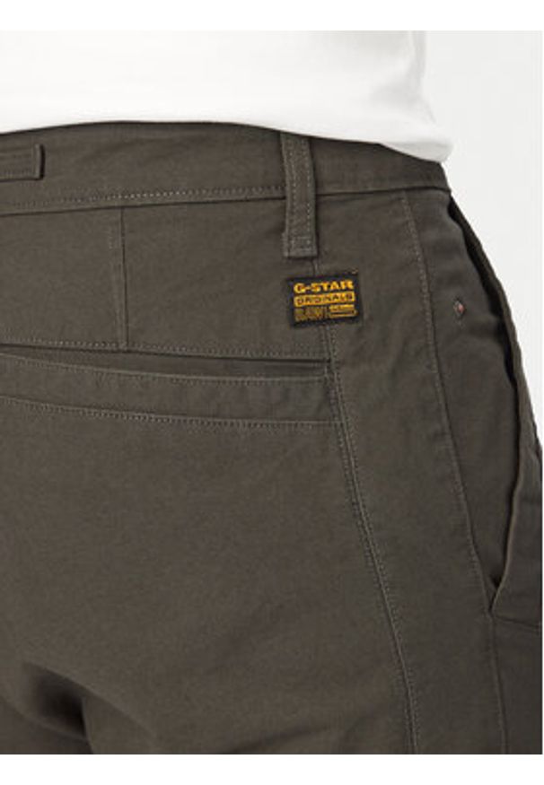 G-Star RAW - G-Star Raw Szorty materiałowe Bronson 3.0 D26337-E172 Szary ciemny Slim Fit. Kolor: szary. Materiał: bawełna