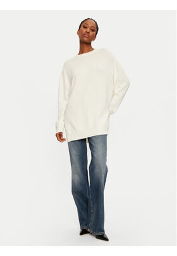 ViCOLO Sweter 77070S Écru Relaxed Fit. Materiał: syntetyk