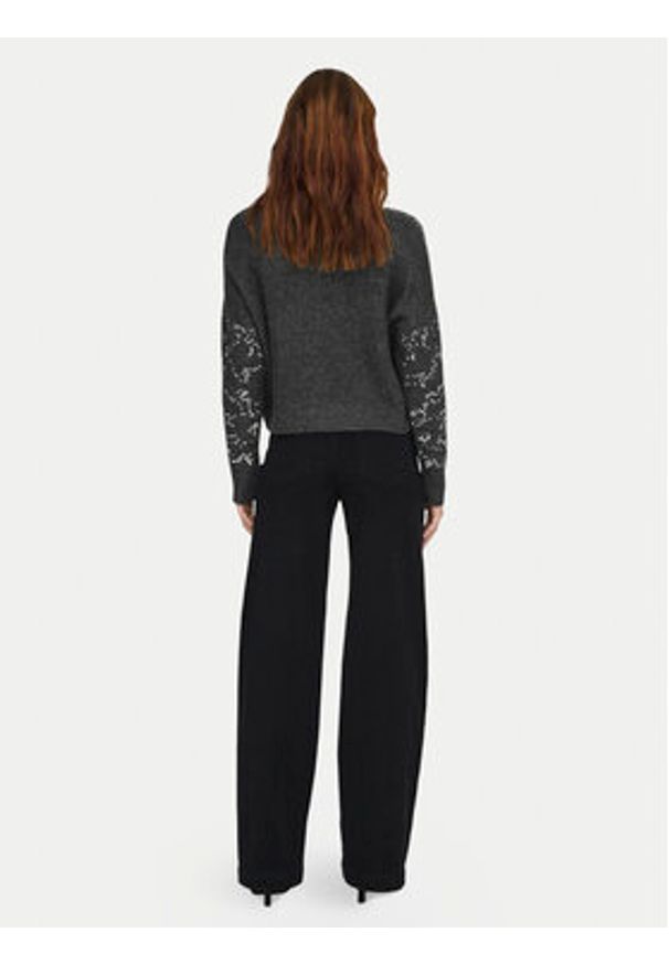 only - ONLY Sweter Alta 15353230 Szary Regular Fit. Kolor: szary. Materiał: syntetyk
