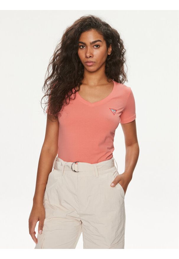 Guess T-Shirt W2YI45 J1314 Koralowy Slim Fit. Kolor: pomarańczowy. Materiał: bawełna