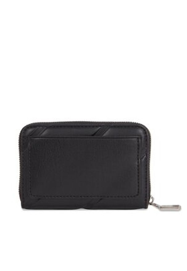 Calvin Klein Jeans Mały Portfel Damski Quilted Med Zip Around K60K611972 Czarny. Kolor: czarny. Materiał: skóra