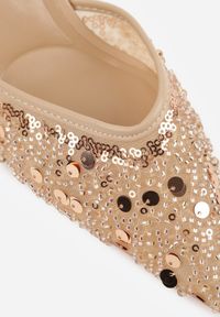 Renee - Beżowe Szpilki Slingback Ozdobione Cekinami Vikiraie. Nosek buta: otwarty. Kolor: beżowy. Materiał: skóra. Wzór: aplikacja. Obcas: na szpilce. Styl: elegancki #4