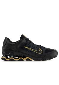 Buty Nike Reax 8 TR Mesh 621716-020 - czarne. Zapięcie: sznurówki. Kolor: czarny. Materiał: mesh. Szerokość cholewki: normalna. Sport: fitness