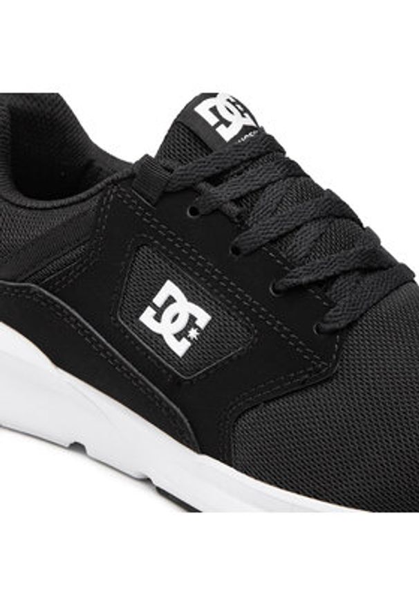 DC Sneakersy Skyline ADYS400066 Czarny. Kolor: czarny. Materiał: materiał
