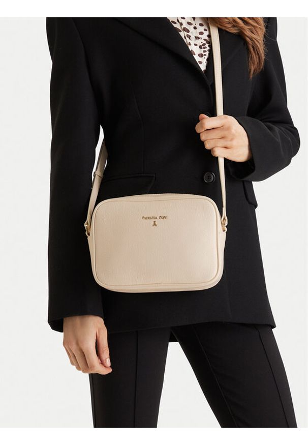 Patrizia Pepe Torebka CB8985/L001-W405 Écru. Kolor: kremowy. Materiał: skórzane