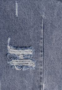 Born2be - Niebieskie Bawełniane Jeansy Balloon z Wysokim Stanem i z Prztarciami Dziurami Typhaea. Okazja: na co dzień. Stan: podwyższony. Kolor: niebieski. Styl: casual, elegancki #3