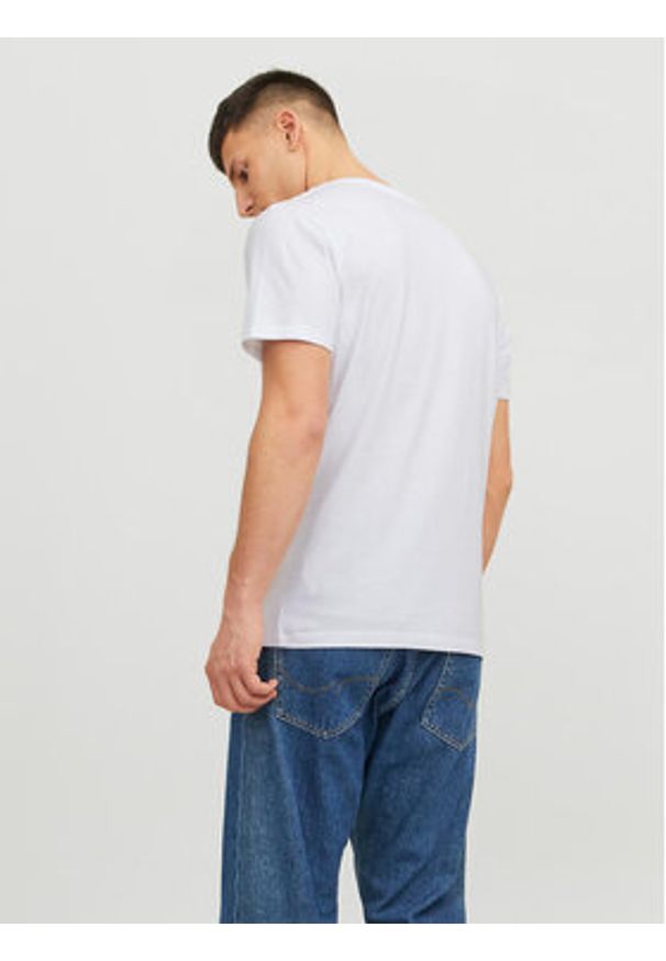 Jack & Jones - Jack&Jones T-Shirt Corp 12233999 Biały Standard Fit. Kolor: biały. Materiał: bawełna
