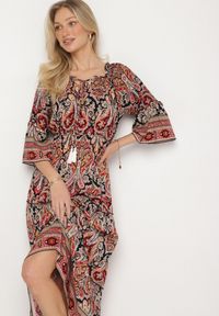 Born2be - Czarna Rozkloszowana Sukienka Bawełniana we Wzór Paisley z Chwostami Elliassa. Okazja: na co dzień. Kolor: czarny. Materiał: bawełna. Wzór: paisley. Styl: casual #4