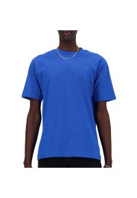 Koszulka New Balance MT41533BUL - niebieska. Kolor: niebieski. Materiał: bawełna. Długość rękawa: krótki rękaw. Długość: krótkie