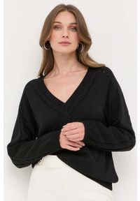 Guess sweter damski kolor czarny. Kolor: czarny. Materiał: dzianina