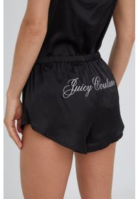 Juicy Couture szorty piżamowe damskie kolor czarny satynowa. Kolor: czarny. Materiał: satyna. Wzór: ze splotem