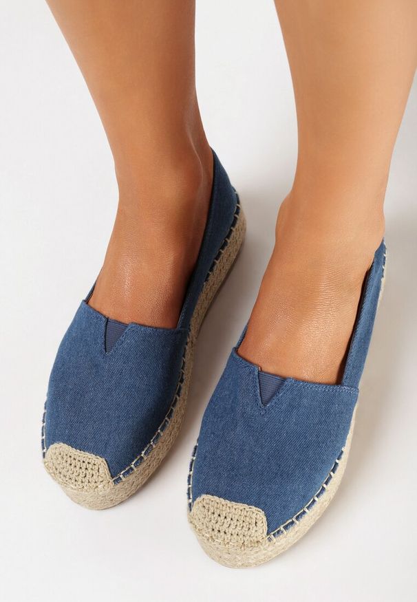 Born2be - Niebieskie Espadryle na Plecionej Podeszwie z Ozdobnymi Noskami Litherise. Okazja: na co dzień. Kolor: niebieski. Materiał: len. Wzór: aplikacja. Sezon: lato. Styl: elegancki, casual
