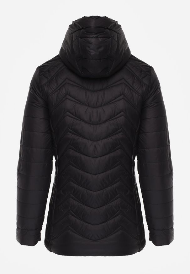 Born2be - Czarna Pikowana Kurtka Przejściowa z Kapturem o Taliowanym Kroju Lissanoria. Okazja: na spacer, na co dzień. Typ kołnierza: kaptur. Kolor: czarny. Materiał: poliester, jeans. Styl: casual