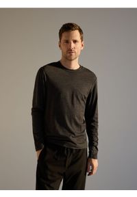 Reserved - Longsleeve z wełny merino - ciemnoszary. Kolor: szary. Materiał: wełna. Długość rękawa: długi rękaw #1