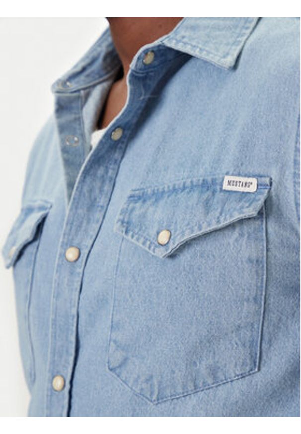 Mustang Koszula jeansowa Duver 1016950 Niebieski Regular Fit. Kolor: niebieski. Materiał: bawełna