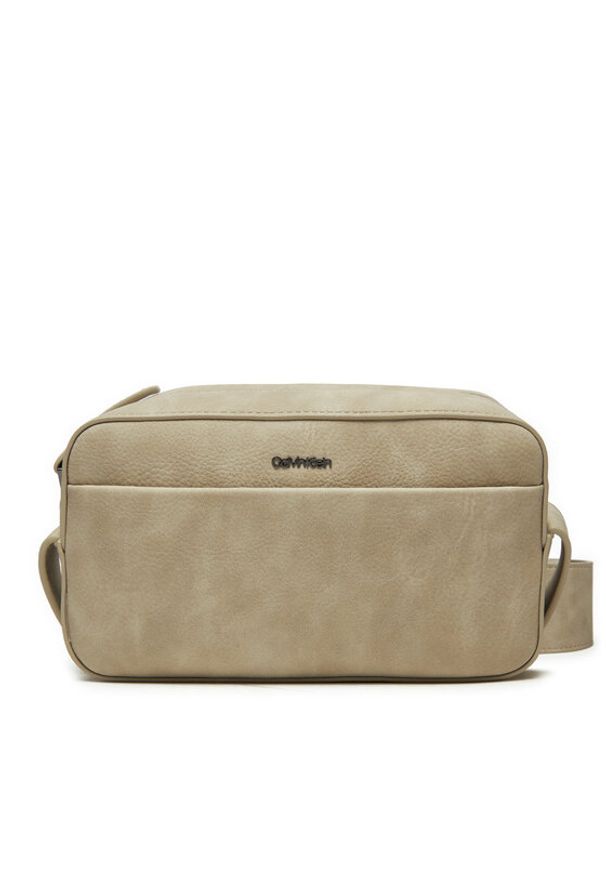 Calvin Klein Saszetka Ck Refined Camera Bag Nubuck K50K512748 Beżowy. Kolor: beżowy. Materiał: skóra