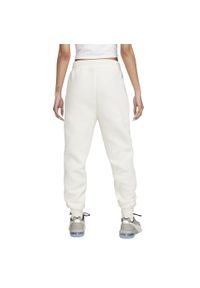 Spodnie sportowe damskie Nike Sportswear Tech Fleece. Kolor: biały. Materiał: dresówka