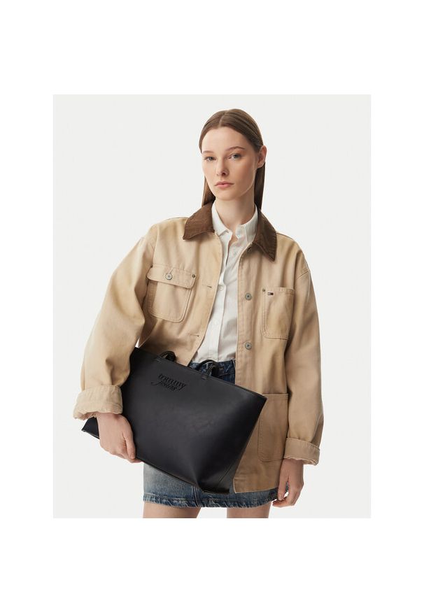 Torebka Tommy Jeans. Kolor: czarny