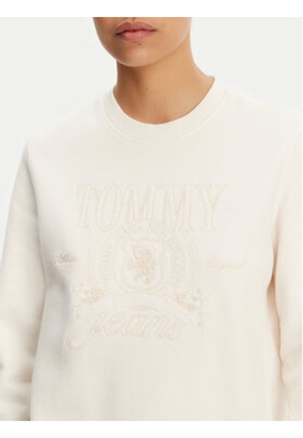 Tommy Jeans Bluza Tonal Crest DW0DW20637 Biały Regular Fit. Kolor: biały. Materiał: bawełna