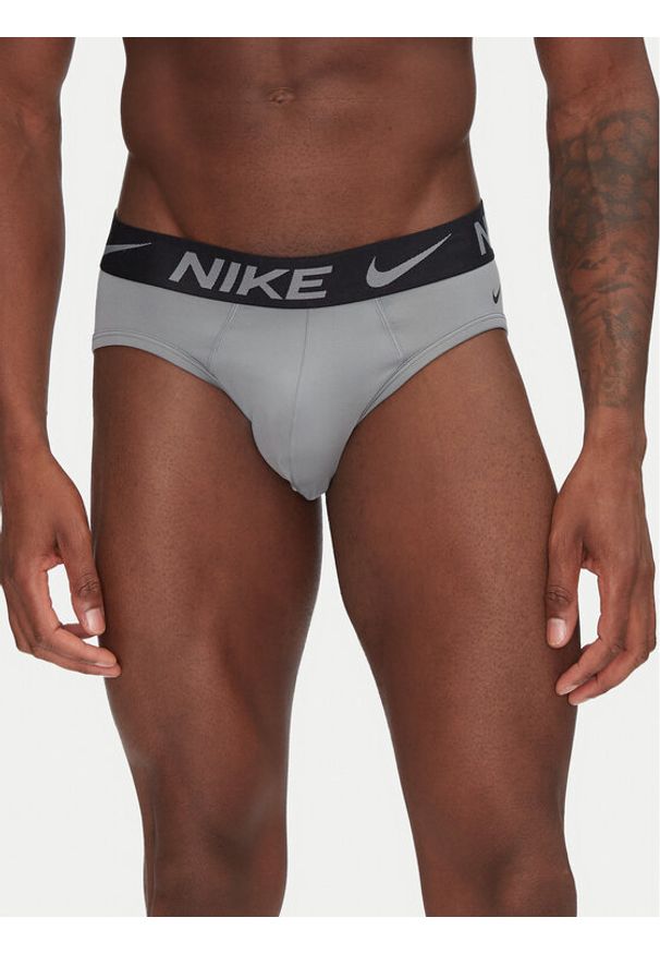 Nike Slipy 0000KE1155 Kolorowy. Materiał: syntetyk. Wzór: kolorowy