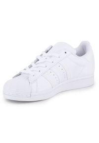 Adidas - Buty adidas Superstar W FV3285 białe. Zapięcie: pasek. Kolor: biały. Materiał: materiał, syntetyk, skóra, guma. Szerokość cholewki: normalna. Wzór: jodełka, paski. Model: Adidas Superstar #6