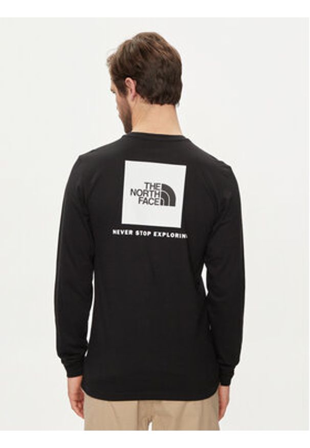 The North Face Longsleeve Redbox NF0A87NN Czarny Regular Fit. Kolor: czarny. Materiał: bawełna. Długość rękawa: długi rękaw