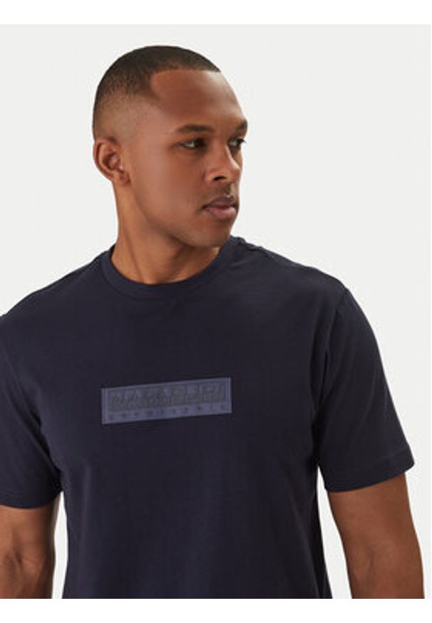Napapijri T-Shirt S-Box Logo NP0A4IFL Granatowy Regular Fit. Kolor: niebieski. Materiał: bawełna