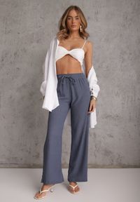 Renee - Niebieskie Teksturowane Spodnie Wide Leg z Wiązaniem w Talii Pirethei. Kolor: niebieski. Materiał: materiał. Styl: elegancki #1